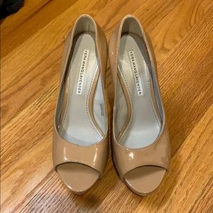 Vera Wang Lavender size 5 stiletto heeled pump